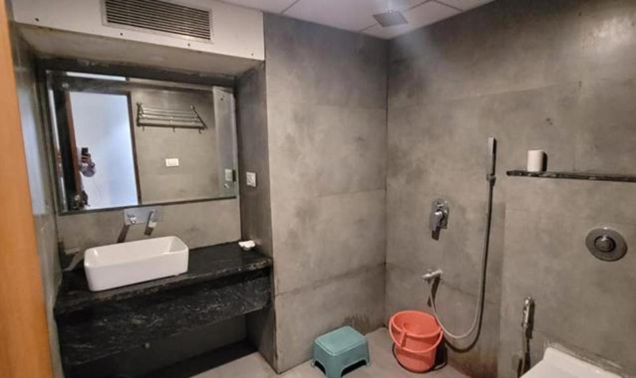 Fabhotel Prime Sapphire Regency 바도다라 외부 사진