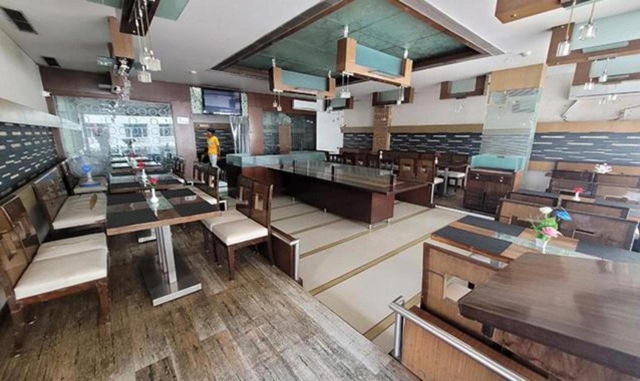 Fabhotel Prime Sapphire Regency 바도다라 외부 사진